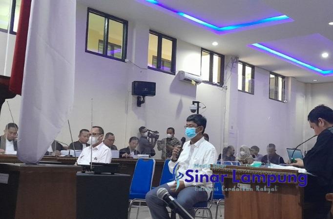 WAH Sidang Suap Unila, Herman HN Disebut Titip Mahasiswi dan Setor 150 Juta ke Rektor KaromanI?