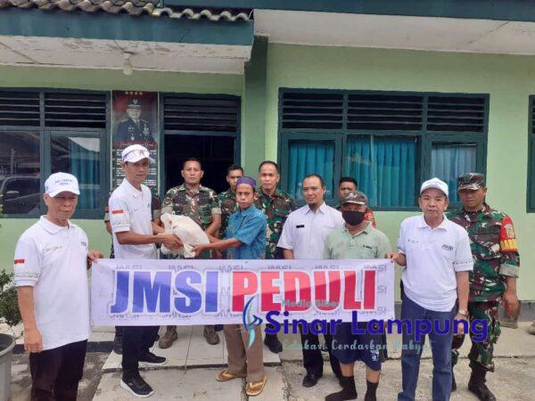 JMSI Lampung Peduli Salurkan Bantuan ke Korban Banjir Padang Cermin