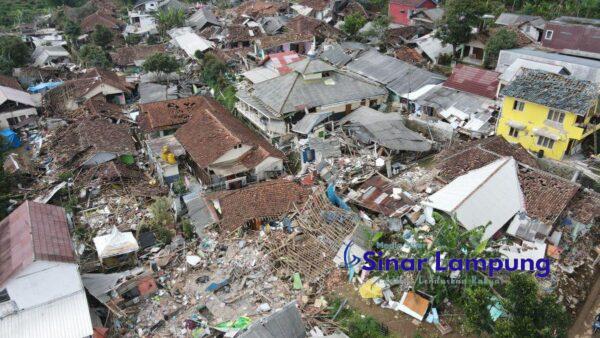 Korban Gempa Ciajur 272 Jiwa 39 Orang Masih Hilang 2000 lebih Korban Luka-Luka