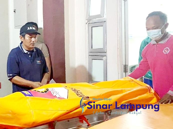 Tak Rela Cemcemannya Kencan Dengan Yang Lain Pria Mabuk Janda Tikam Pacar Gelap Hingga Tewas Lalu Tikam Jantung Sendiri