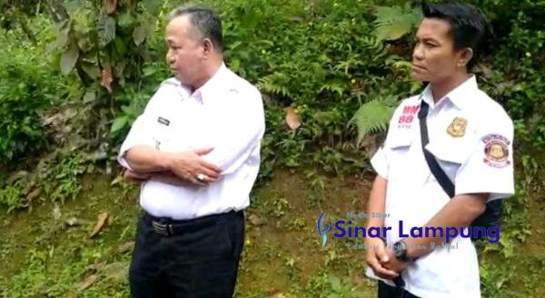 Kadis PUPR Firman Rusli Janji Proyek Hotmix Amburadul Harapan Jaya Secepatnya Digelar Ulang