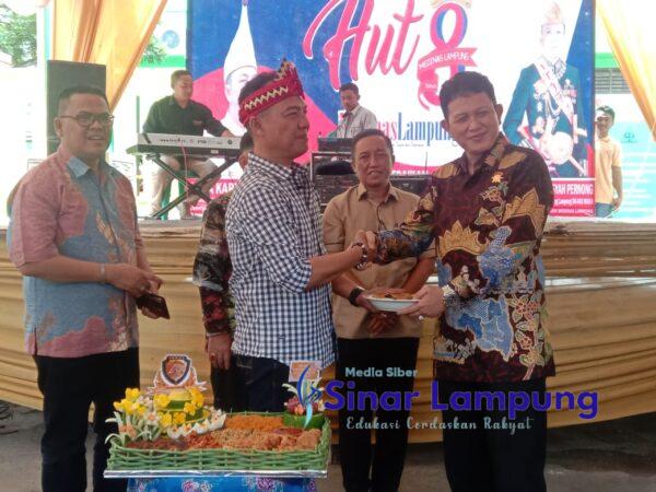 Delapan Tahun SKH Medinas Lampung Berbagi dan Eratkan Tali Silahturahmi