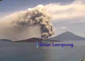 GAK Kembali Erupsi Warga Diminta Waspada