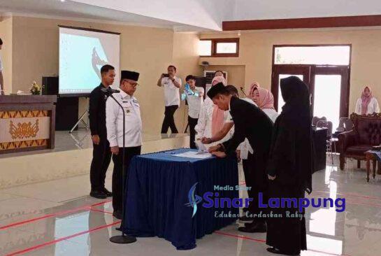 Lantik 45 Kepala Sekolah SMA SMK dan SLB Sulpakar Ingatkan Kepsek Tidak Takut Wartawan, Ini Daftar Kepsek Mutasi