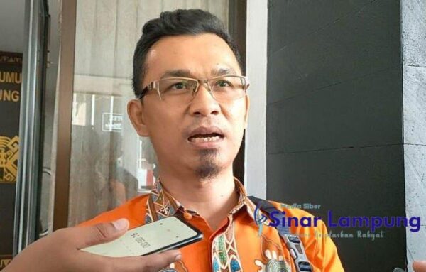 DKPP Pecat Ketua Bawaslu Pesisir Barat Irwansyah
