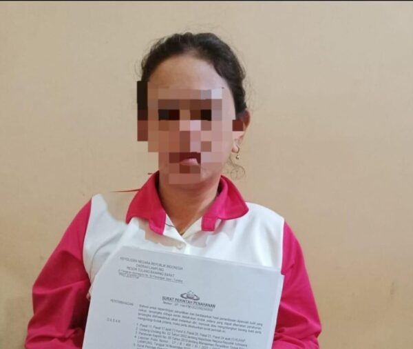 Nikah Lagi Tanpa Sepengatahuan Suami Sah YL Ditangkap Polisi dan Terancam Tujuh Tahun Penjara?