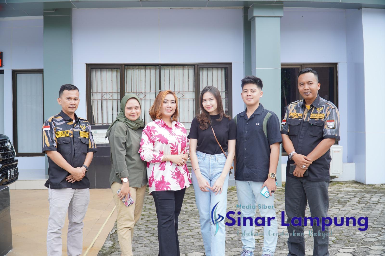 Sambangi Kejari Tuba, Aspri Hotman Paris Pertanyakan Kasus Penganiayaan Terhadap Kliennya