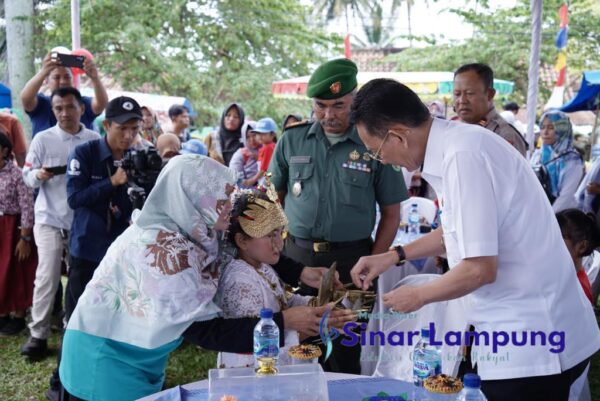 Pj. Bupati Buka Gebyar IGTKI-PGRI Kabupaten Pringsewu 2023