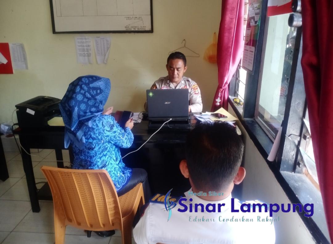 Korban Penganiayaan Laporkan Oknum Pejabat Disdik ke Polsek Menggala