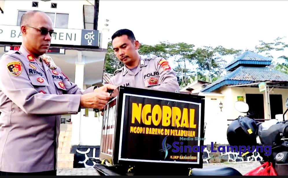 NGOBRAL Cara Unik Patroli Rutin Polisi di Pelabuhan Bakauheni