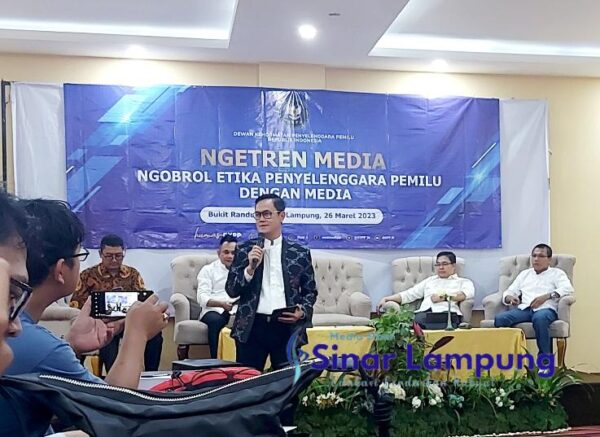 Anggota DKPP M Tio Aliansyah Ngetren Media di Lampung