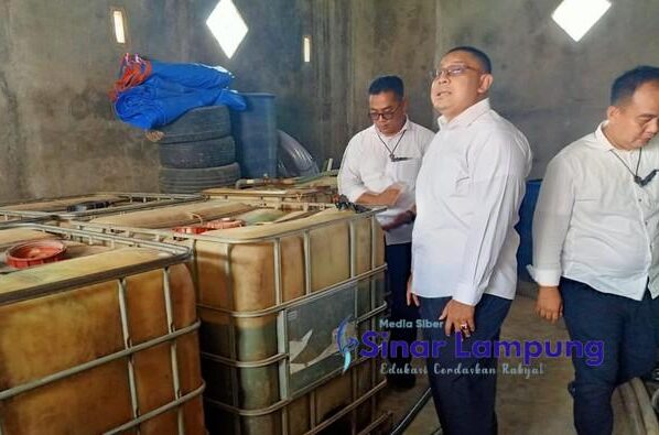 Lima Tahun Produksi BBM Oplosan di Natar Anggota Polres Mesuji Ipda Putra Kini Diperiksa Propam Polda, Warga Apresiasi Polda Lampung