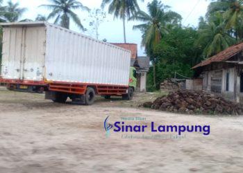 Tim Bareskrim di Kabarkan OTT Bisnis Tambang Pasir Ilegal di Pasir Sakti Produksi 800 Ton Perhari