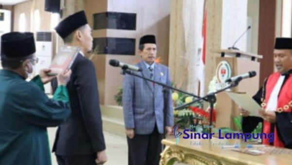 Jhon Tanara Resmi Jabat Wakil Ketua I DPRD Mesuji