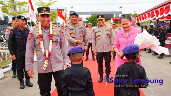 Kapolri Resmikan Renovasi Asrama Brimob Polda Kalbar