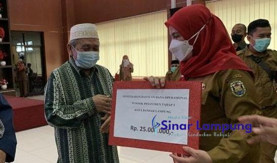Bantuan Operasional Rp4,25 Miliar untuk 85 Ponpes di Bandar Lampung Fiktif?