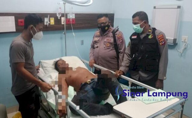Ribut Soal Tanah Dua Sahabat Polisi Dan Ketua RT Berkelahi Anggota Polsek Kena Sabet Parang