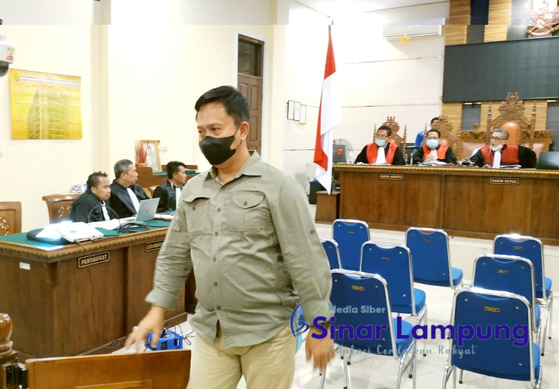 Jadi Saksi Sidang Korupsi Rektor Unila Kasatreskrim Polres Pesawaran Akui Dua Kali Bertemu Karomani Agar Anaknya Lulus