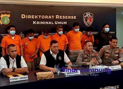 Kasus Debt Collektor di Massa di Tangsel Enam Pelaku Ditangkap Polda Metro Jaya Juga Tersangkakan Dua Penarik Paksa