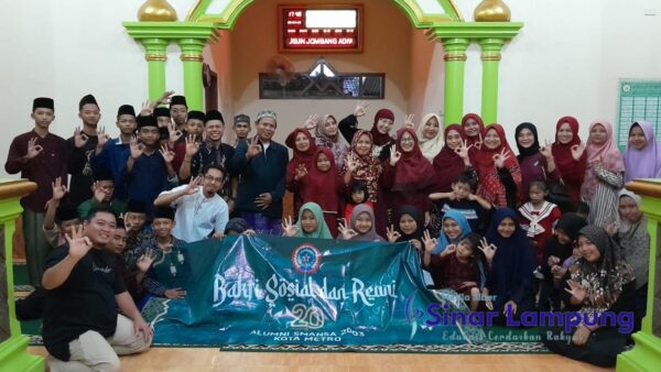 Alumi SMAN 1 Metro Angkatan 2003 Gelar Silaturaahmi dan Baksos