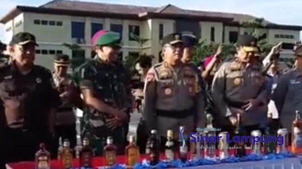Polda Lampung Musnahkan Ribuan Miras dan Petasan
