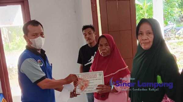 Pemerintah Pekon Asahan Way Sindi Salurkan BLT-DD Tahap Pertama Kepada 23 KPM
