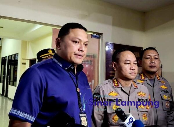 Tim Polda Metro Jaya Geledah Rumah Mustofa di Pesawaran Ini Penjelasan Hengki Haryadi