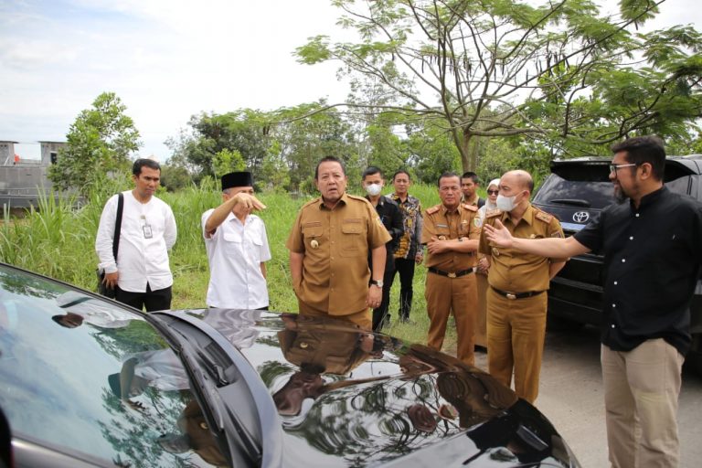 Tahap Pembangunan Dimulai Juli, Arinal Djunaidi Tinjau Lokasi Pembangunan Gerbang Selamat Datang di Pintu Tol Kota Baru