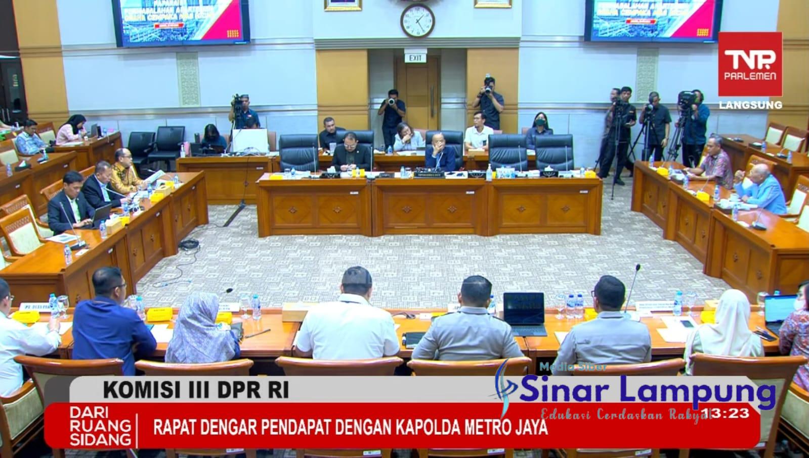 Kisruh Apartemen Cempaka Mas Menahun Dipicu Penggelapan Rp40 Miliar?