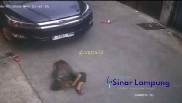 Bocah 10 Tahun di Tambora Tewas Terlindas Mobil Tetangga