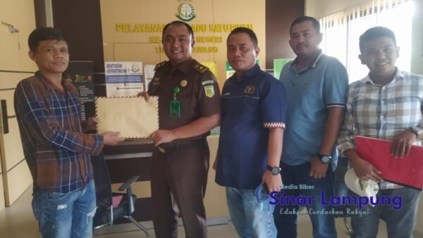 Fortuba Laporkan Dugaan Korupsi Proyek Septic Tank ke Kejari Tuba