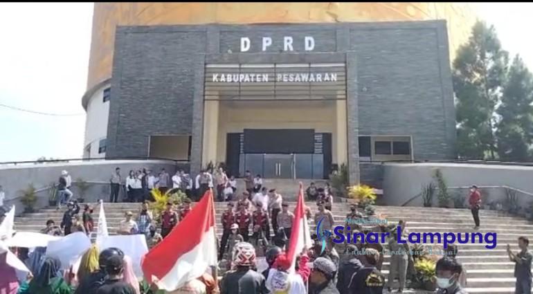 DPRD Pesawaran Bakal Terjun Usut Oknum Kades yang Diduga Gelapkan Bantuan Beras di Way Khilau