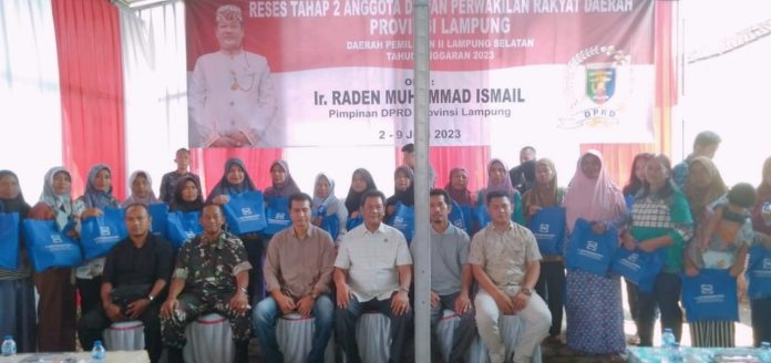 Melalui Reses Ir Raden Muhammad Ismail Tampung Aspirasi Masyarakat di Kecamatan Jati Agung