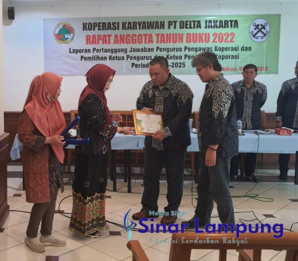 RAT Koperasi Karyawan PT Delta Bertumbuh Dua Digit