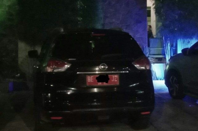 Viral Mobil Plat Merah di Lokasi Hiburan Malam itu Milik Pejabat Imigrasi Lampung Utara