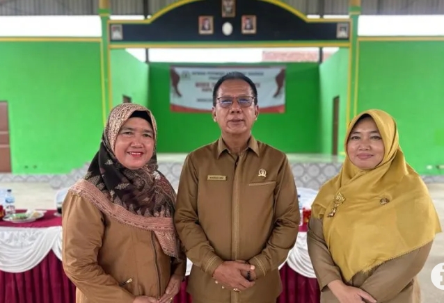 Ketua DPRD Lampung Apresiasi Guru Berprestasi di SMAN 1 Seputih Raman