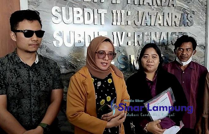 Dana Desa Mada Jaya Raib Ditilep Sekcam, Satu Tahun Lapor Tak Diproses Warga Datangi Polda Lampung