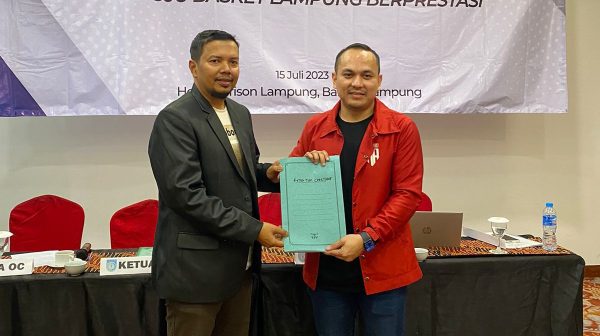 Resmi, Fahrur Rozie Nahkodai PERBASI Lampung
