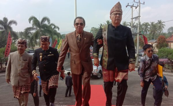 Alzier Minta Bupati Buatkan Perda Sejarah Pembentukan Kabupaten Pesawaran