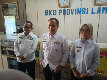 Premanisme Alumni IPDN di Ruang Kabid Mendagri Panggil Meiry Harika Sari Akademisi Desak Gubernur Copot Kepala BKD Lampung