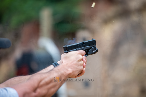 Mabuk Miras Petani di Mesuji Beraksi Koboi Tagih Hutang Tetangga Dengan Main Tembak