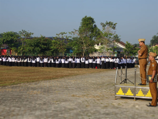 Musa Ahmad Ingatkan Disiplin Pegawai Dalam Apel Bulanan