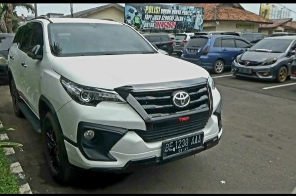 Sedang Bermain di Jalan Gang Rumahnya Aisyah Tewas Digilas Mobil Anggota DPRD Lampung