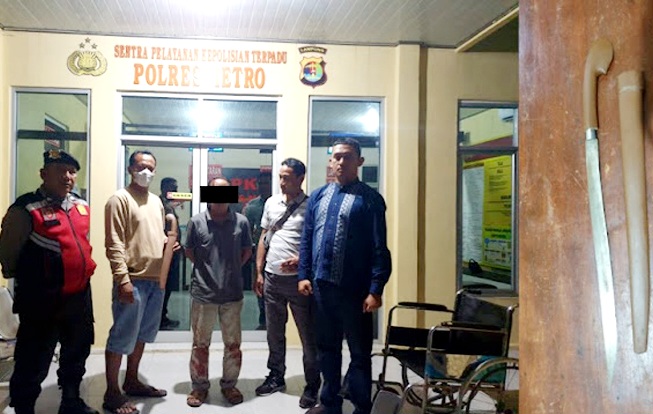 Oknum Guru Ngaji di Metro Bacok Gadis Remaja Tetangganya Yang Lagi Rayakan Ulang Tahun?