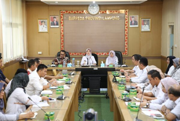 Pemprov Lampung Monitoring Capaian Program Penanggulangan Kemiskinan Triwulan 1 dan 2 2023