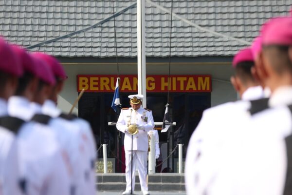 Danbrigif 4 Marinir/BS Kolonel Marinir Bob Osianto Siregar Pimpin Upacara HUT ke-78 TNI AL Wilayah Lampung