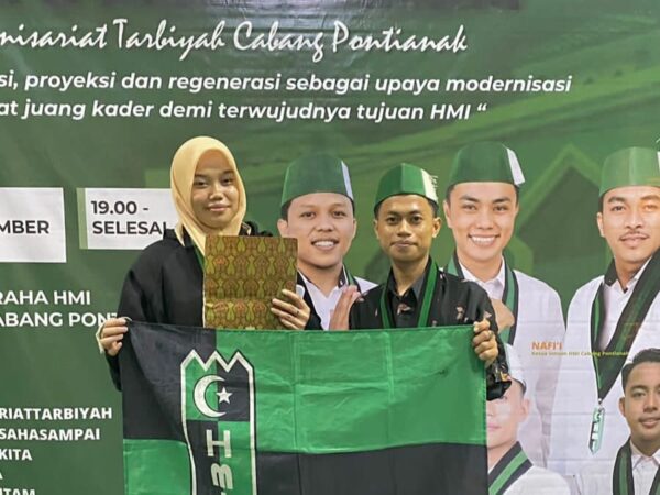 Feni Nurhaliza Terpilih Ketum HMI Pontianak 