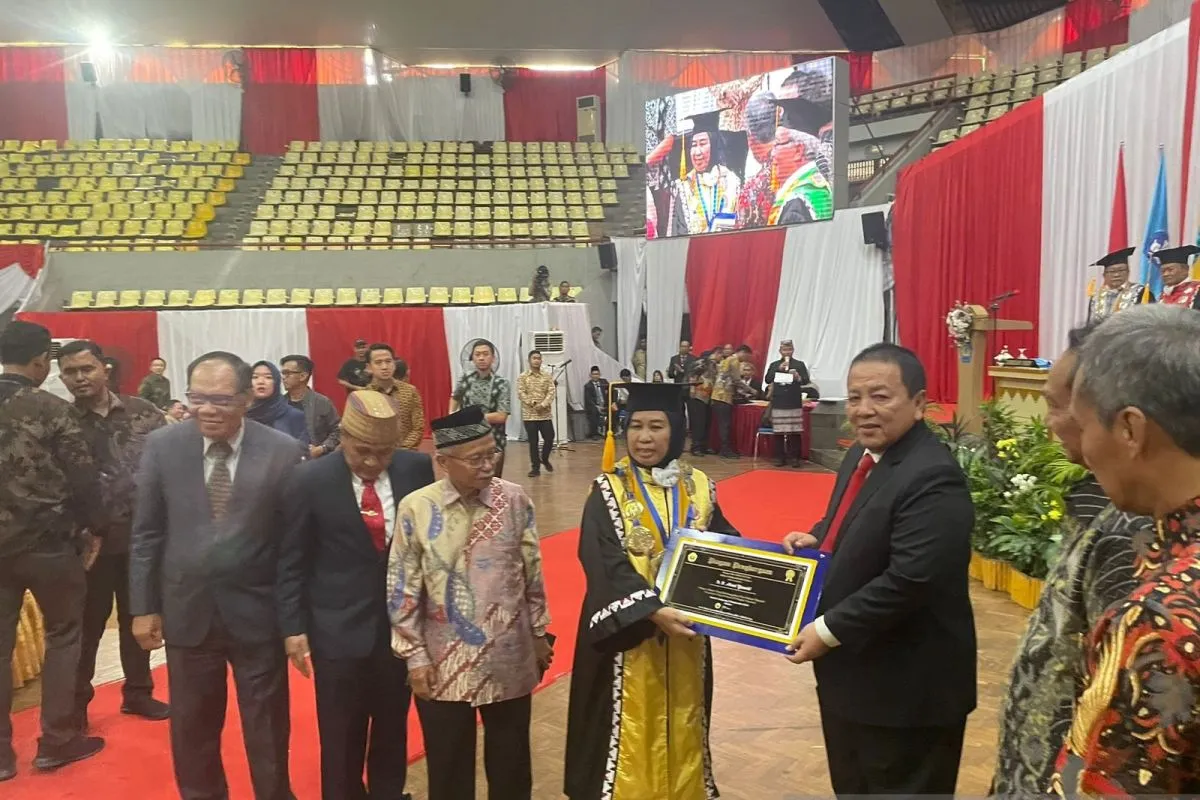 Unila Gelar Sidang Senat Terbuka Dies Natalis Ke-58