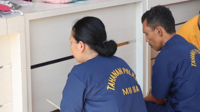 Cekik Anak Angkat Sampai Mati Antar Pasutri ke Jeruji Besi