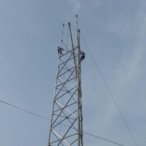 Pembangunan Tower BTS di Campang Jaya Abaikan K3, Pak RT Arogan Mau Siram Wartawan Pakai Kopi